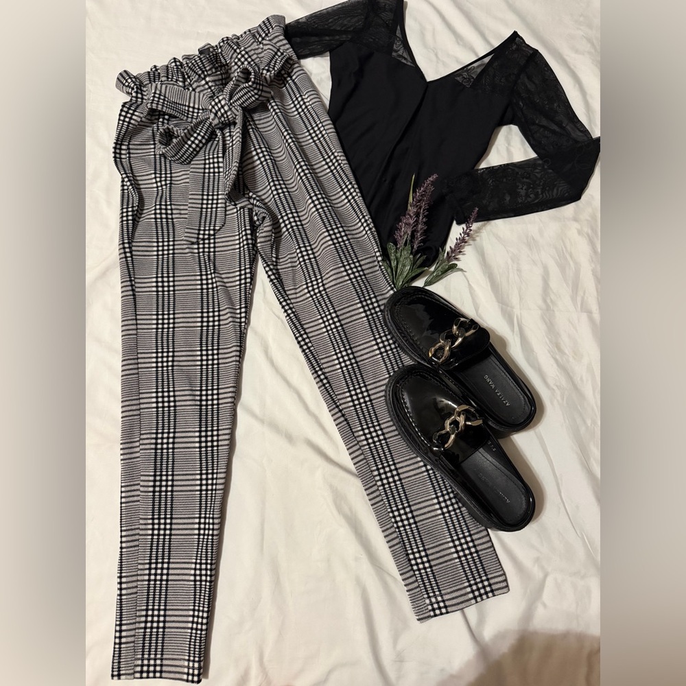 SHEIN Plaid Black and White Ankle Pants with Tie Waistband